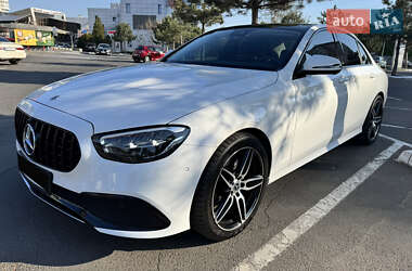 Седан Mercedes-Benz E-Class 2022 в 