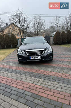 Седан Mercedes-Benz E-Class 2009 в Чернівцях