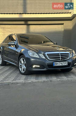 Седан Mercedes-Benz E-Class 2009 в 