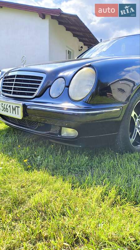 Седан Mercedes-Benz E-Class 2001 в Бориславе