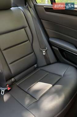 Седан Mercedes-Benz E-Class 2015 в 