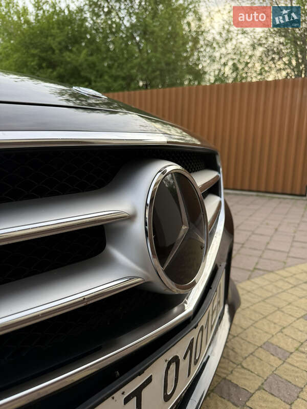 Седан Mercedes-Benz E-Class 2013 в Львове