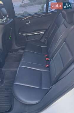 Универсал Mercedes-Benz E-Class 2011 в 