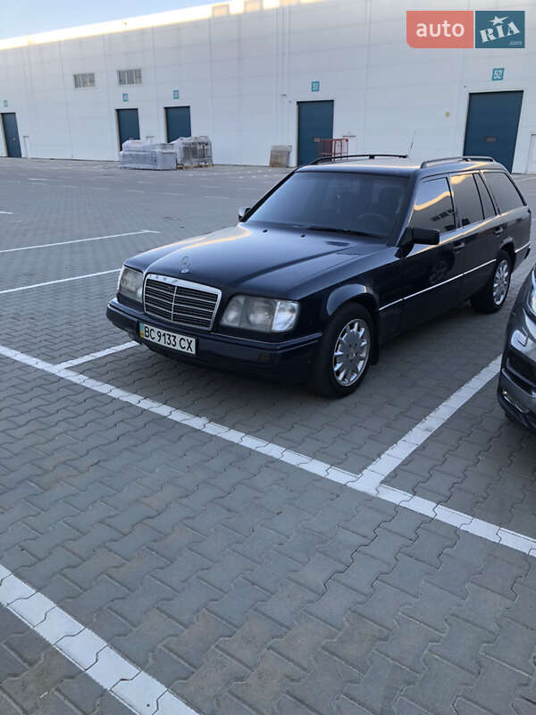 Mercedes-Benz E-Class 1996