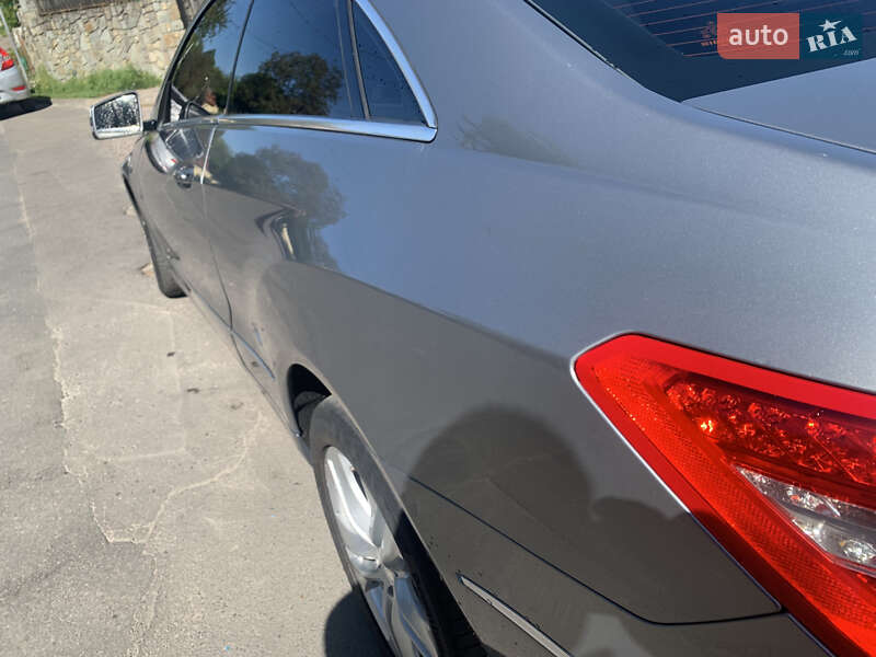 Купе Mercedes-Benz E-Class 2011 в Львові