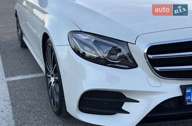 Седан Mercedes-Benz E-Class 2016 в 