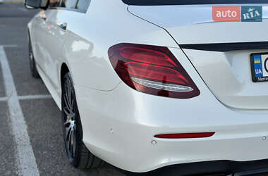 Седан Mercedes-Benz E-Class 2016 в 