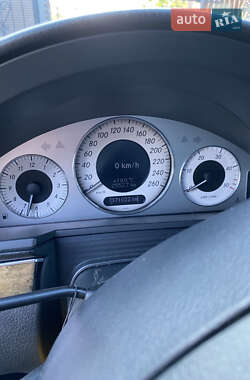 Універсал Mercedes-Benz E-Class 2005 в 