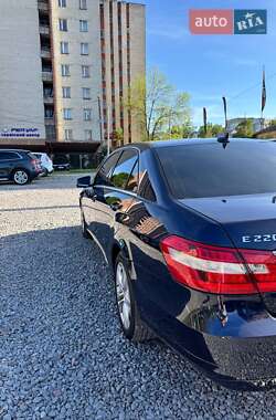Седан Mercedes-Benz E-Class 2012 в 