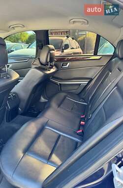 Седан Mercedes-Benz E-Class 2012 в 