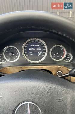 Седан Mercedes-Benz E-Class 2010 в 