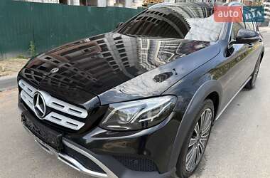 Универсал Mercedes-Benz E-Class 2017 в Киеве