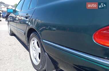 Седан Mercedes-Benz E-Class 1999 в 
