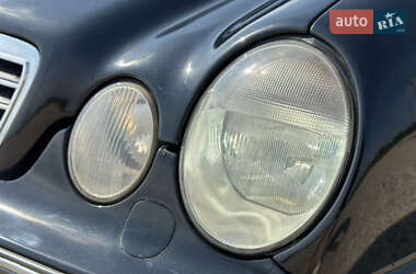 Седан Mercedes-Benz E-Class 2002 в 