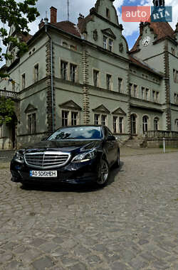 Седан Mercedes-Benz E-Class 2015 в Иршаве