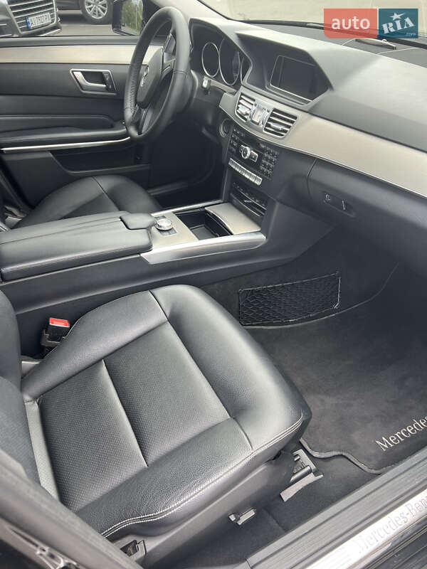 Седан Mercedes-Benz E-Class 2014 в Буче