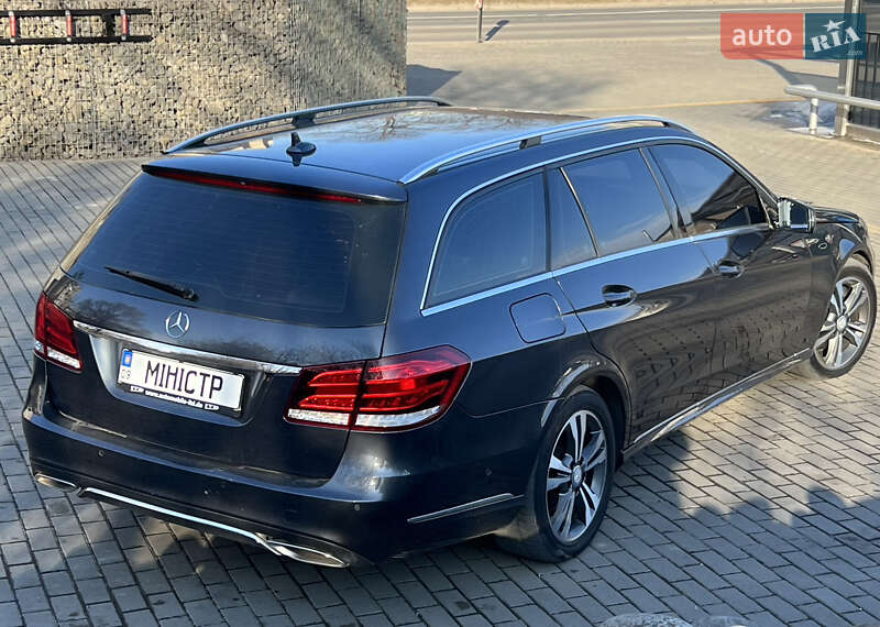 Універсал Mercedes-Benz E-Class 2013 в Івано-Франківську