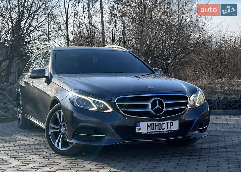Універсал Mercedes-Benz E-Class 2013 в Івано-Франківську