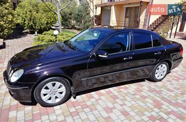 Седан Mercedes-Benz E-Class 2008 в 
