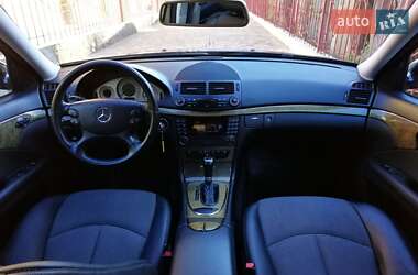Седан Mercedes-Benz E-Class 2008 в 