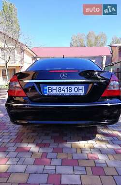 Седан Mercedes-Benz E-Class 2008 в 