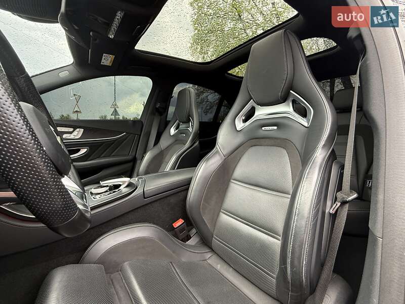 Седан Mercedes-Benz E-Class 2019 в Киеве