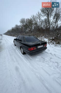 Седан Mercedes-Benz E-Class 1998 в 