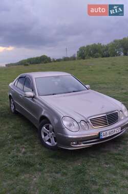 Седан Mercedes-Benz E-Class 2005 в Калиновке