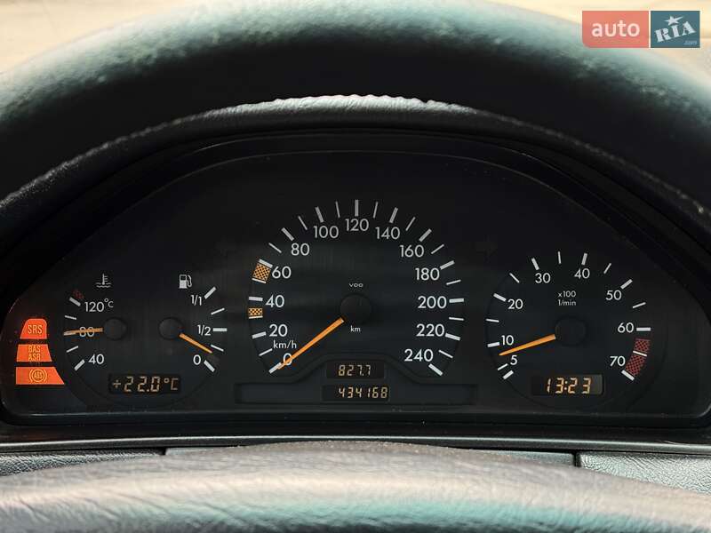 Седан Mercedes-Benz E-Class 1997 в Дніпрі