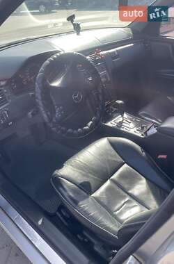 Седан Mercedes-Benz E-Class 2001 в 