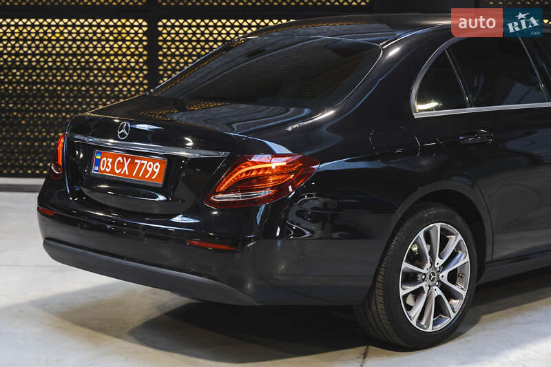 Седан Mercedes-Benz E-Class 2017 в Луцьку