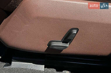 Седан Mercedes-Benz E-Class 2015 в 