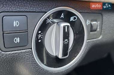 Седан Mercedes-Benz E-Class 2011 в 