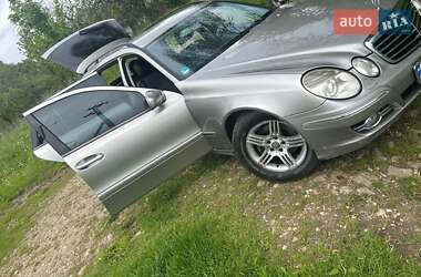 Універсал Mercedes-Benz E-Class 2006 в 
