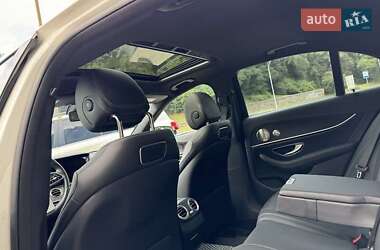 Седан Mercedes-Benz E-Class 2019 в 