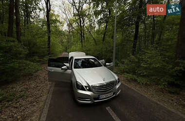 Седан Mercedes-Benz E-Class 2011 в 
