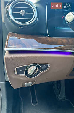 Седан Mercedes-Benz E-Class 2016 в 