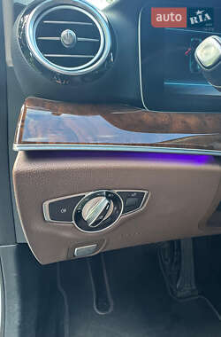 Седан Mercedes-Benz E-Class 2016 в 