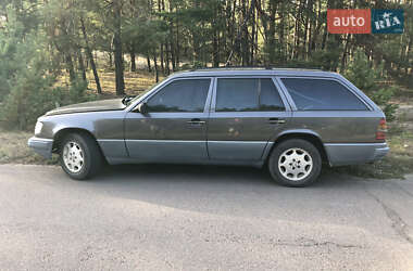 Универсал Mercedes-Benz E-Class 1992 в Любешове