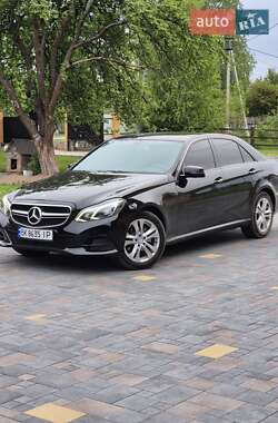 Седан Mercedes-Benz E-Class 2010 в 