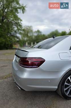 Седан Mercedes-Benz E-Class 2013 в 