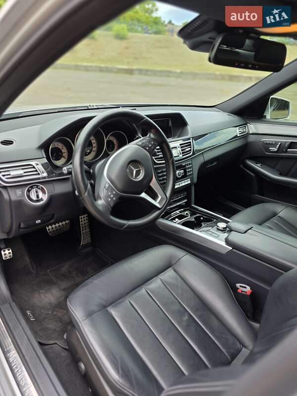 Седан Mercedes-Benz E-Class 2013 в Умані