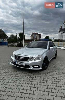 Седан Mercedes-Benz E-Class 2010 в 