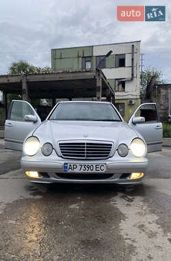 Седан Mercedes-Benz E-Class 2000 в Запоріжжі