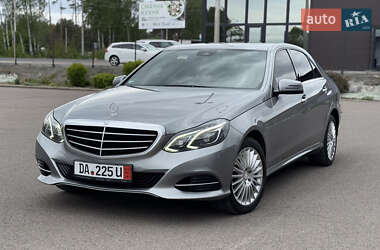 Седан Mercedes-Benz E-Class 2014 в Ковелі