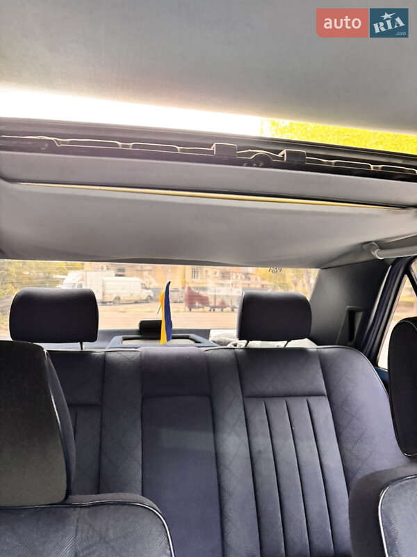 Седан Mercedes-Benz E-Class 1995 в Тернополі