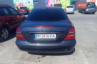 Седан Mercedes-Benz E-Class 2002 в 