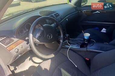 Седан Mercedes-Benz E-Class 2002 в 