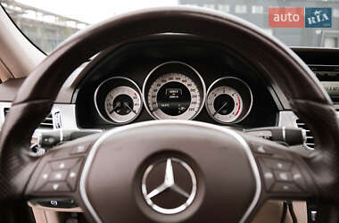 Седан Mercedes-Benz E-Class 2013 в 