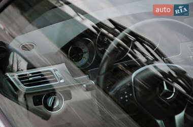 Седан Mercedes-Benz E-Class 2013 в 